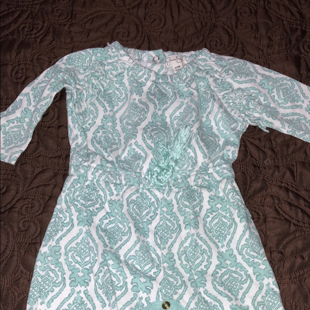 Scoop neck Romper
